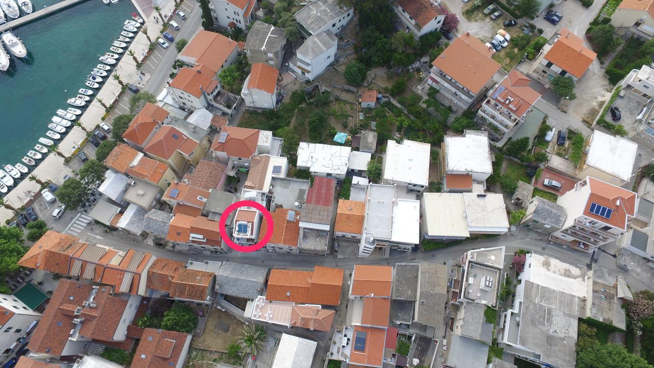 Lux Petar * Baska Voda